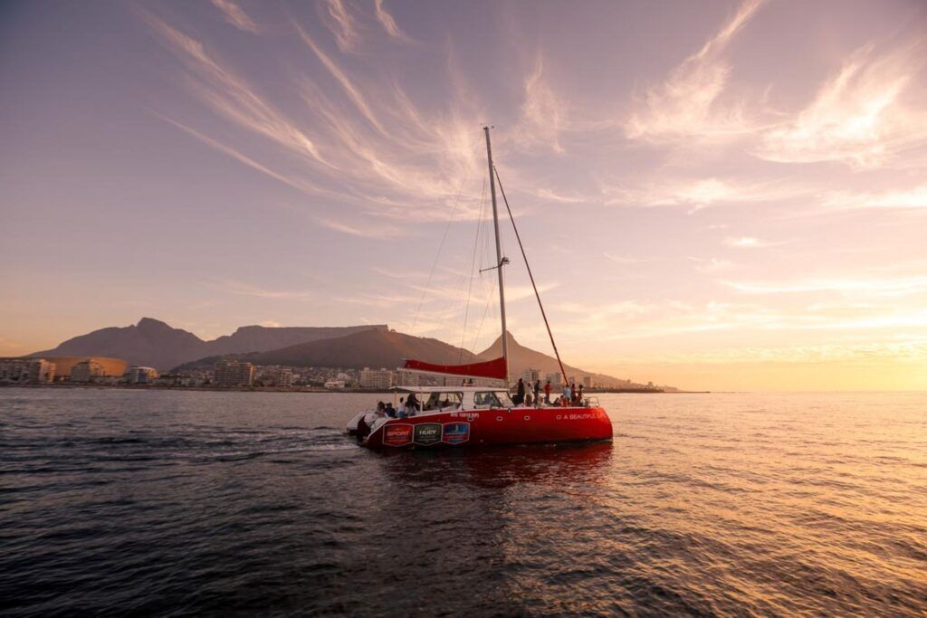 IM_SA_CT_Champagne Sunset Cruise in the V&A Waterfront_Boat sunset 2