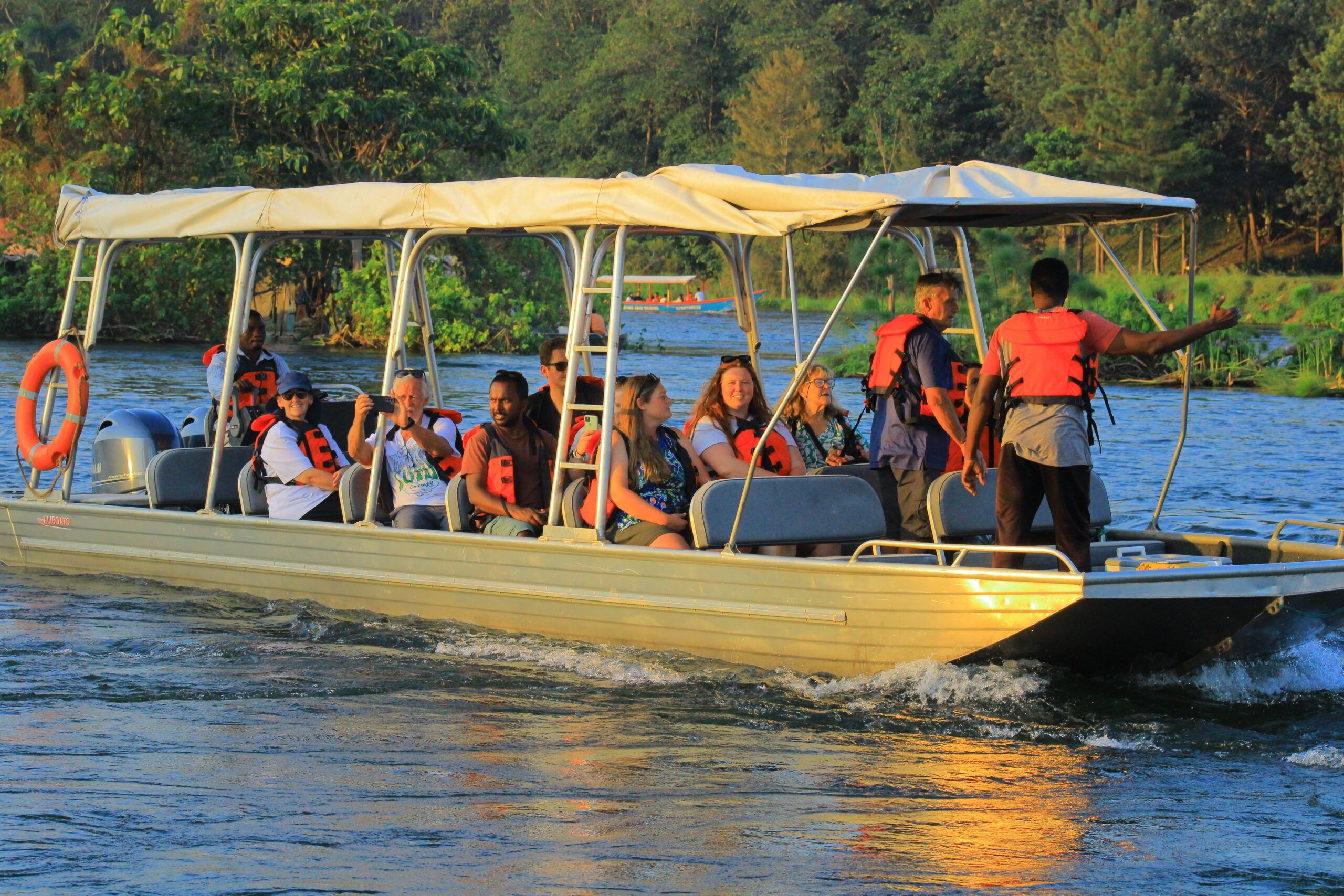 Boat tour to the Source of the Nile