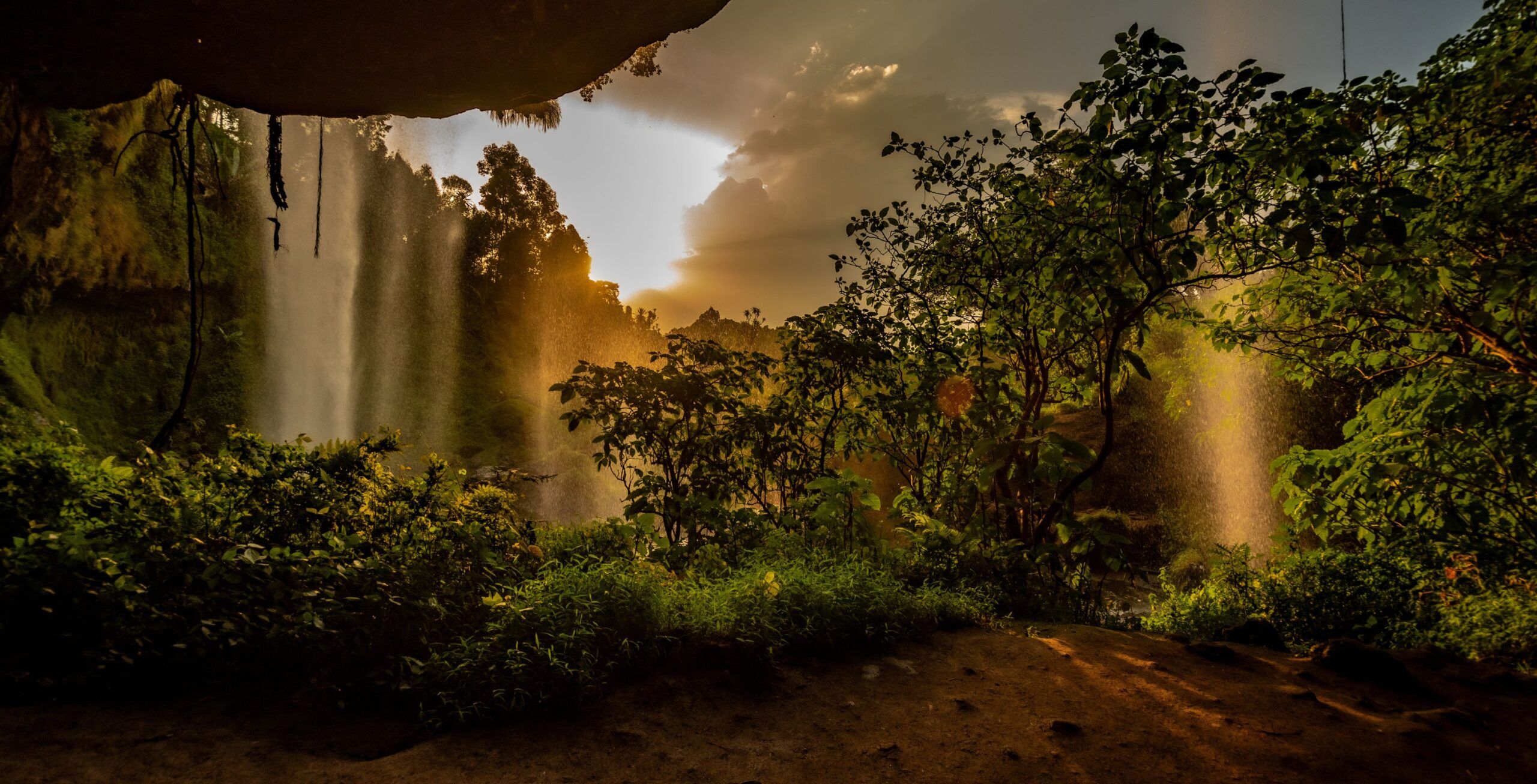 Hike to the Sipi Falls